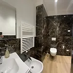 Villa Hajdi Q & U